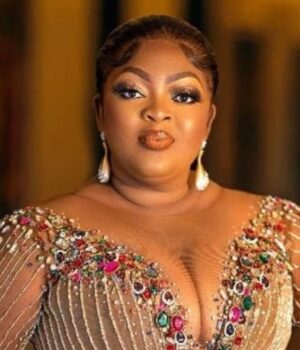 Eniola Badmus Threatens Legal Action Over Alleged Pimping Accusations